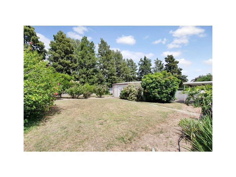 9 Penn Street, Maddington WA 6109