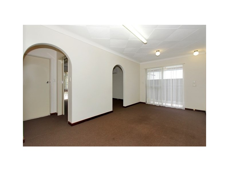 9 Penn Street, Maddington WA 6109