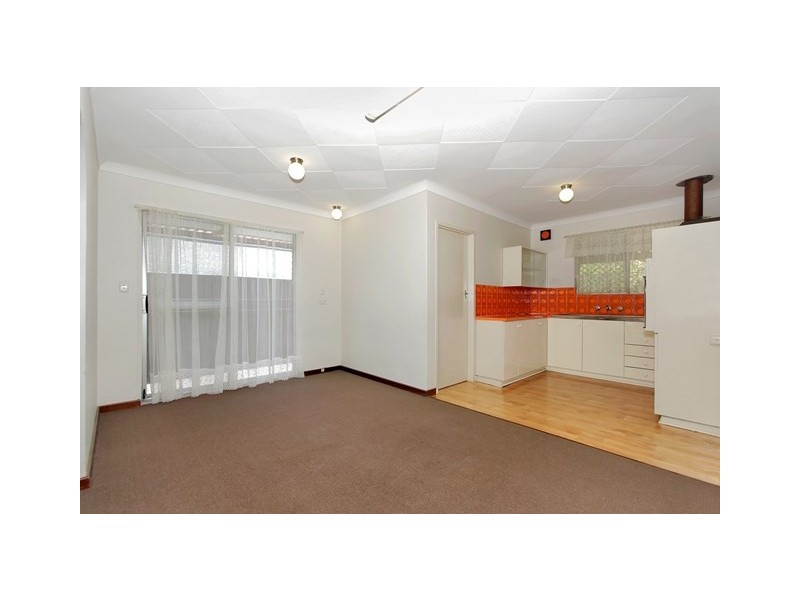 9 Penn Street, Maddington WA 6109