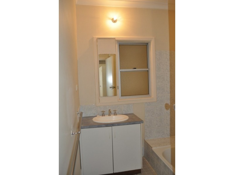 8 Raglan Street, Pingelly WA 6308