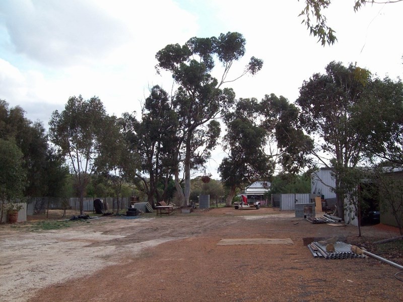 8 Raglan Street, Pingelly WA 6308