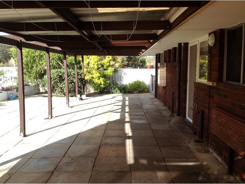 92 Ladywell Street, Beckenham WA 6107