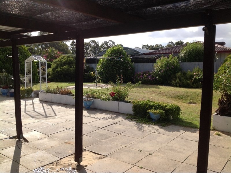 92 Ladywell Street, Beckenham WA 6107