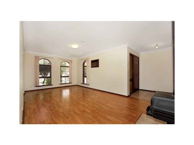 10 Haffner Court, Maddington WA 6109