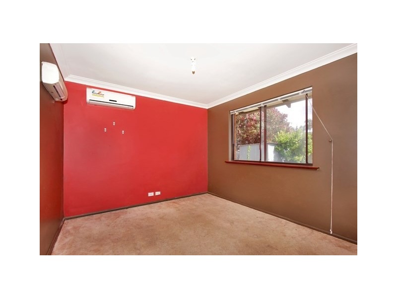 10 Haffner Court, Maddington WA 6109