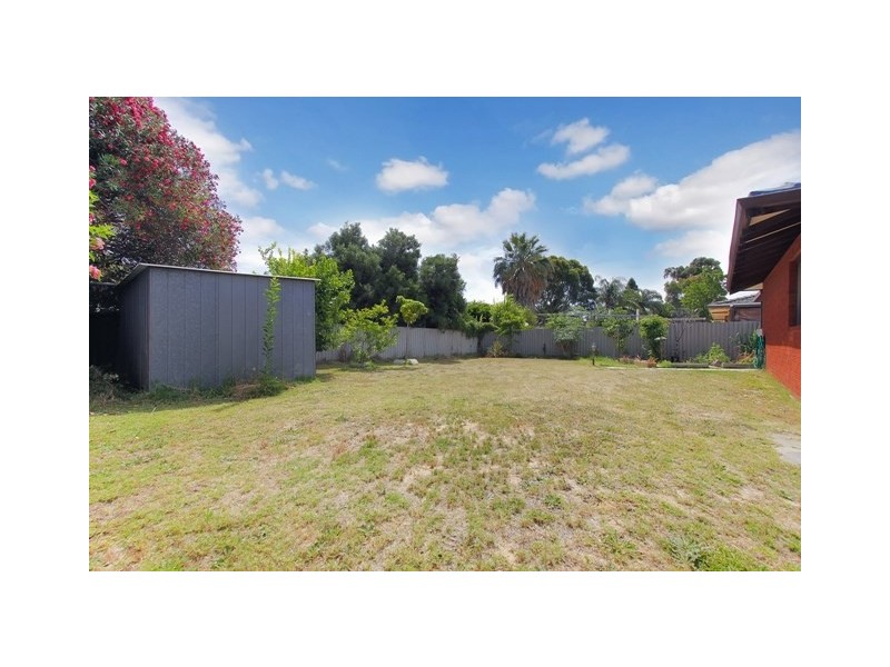 10 Haffner Court, Maddington WA 6109