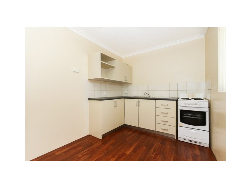 13 Rangeview Court, Maddington WA 6109