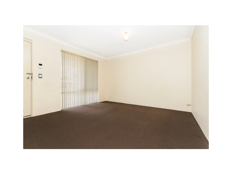 13 Rangeview Court, Maddington WA 6109