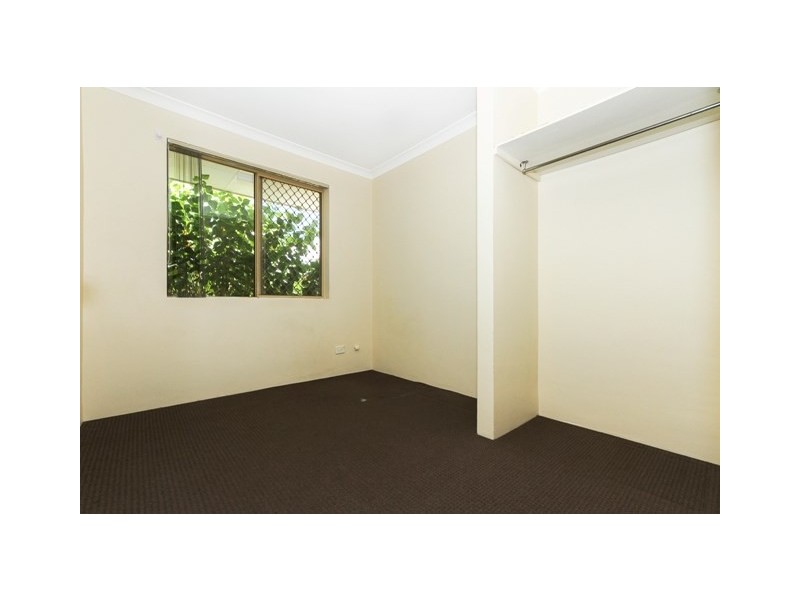 13 Rangeview Court, Maddington WA 6109