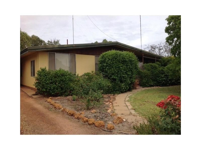 23 McGrath Street, Brookton WA 6306