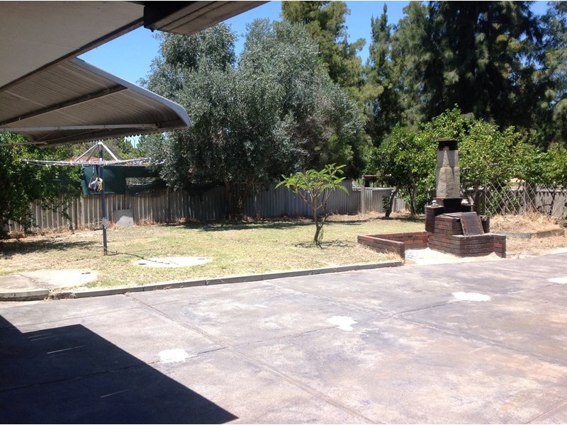 11 Penn Street, Maddington WA 6109