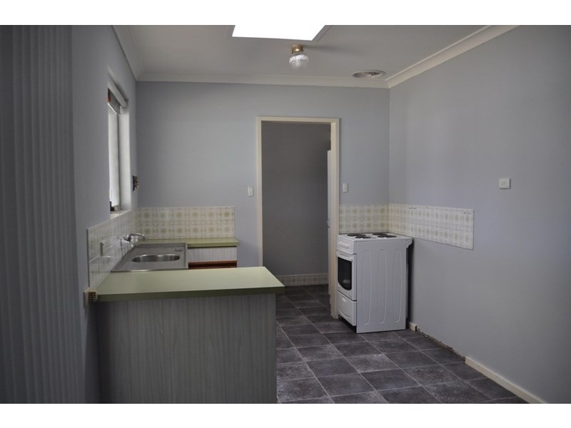 22 Teak Way, Maddington WA 6109