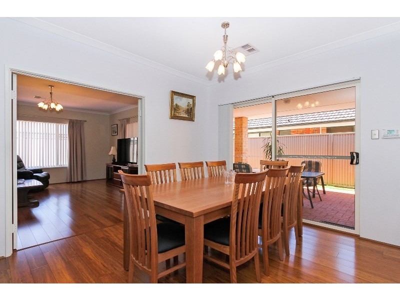 57 Walkingdale Promenade, Southern River WA 6110