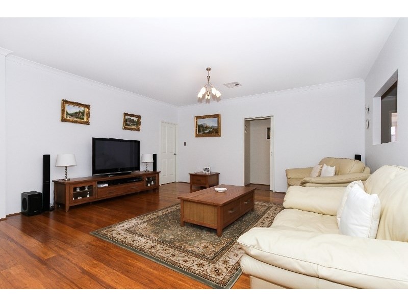 57 Walkingdale Promenade, Southern River WA 6110