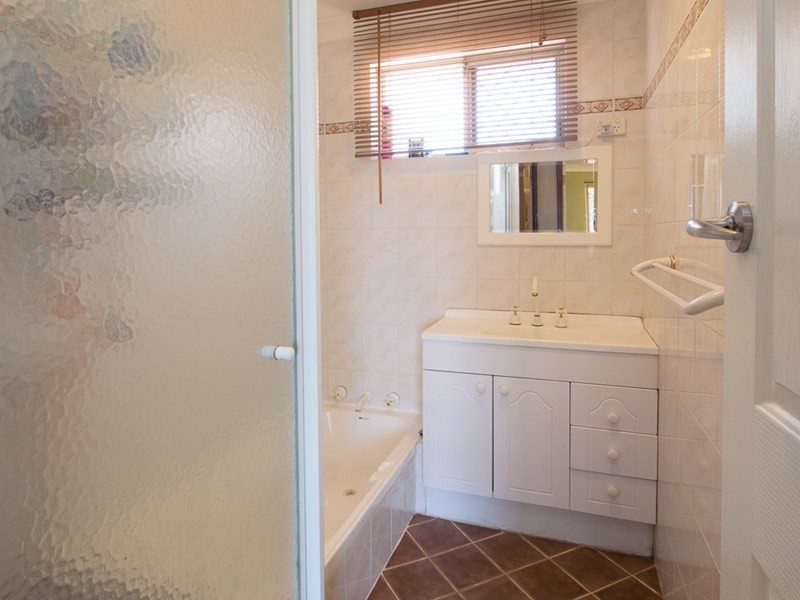 14 Tawny Way, Thornlie WA 6108