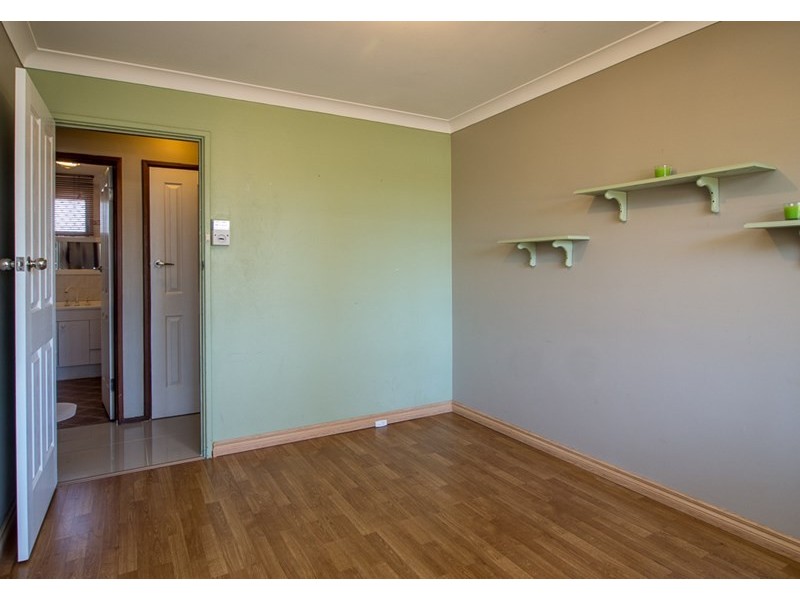 14 Tawny Way, Thornlie WA 6108