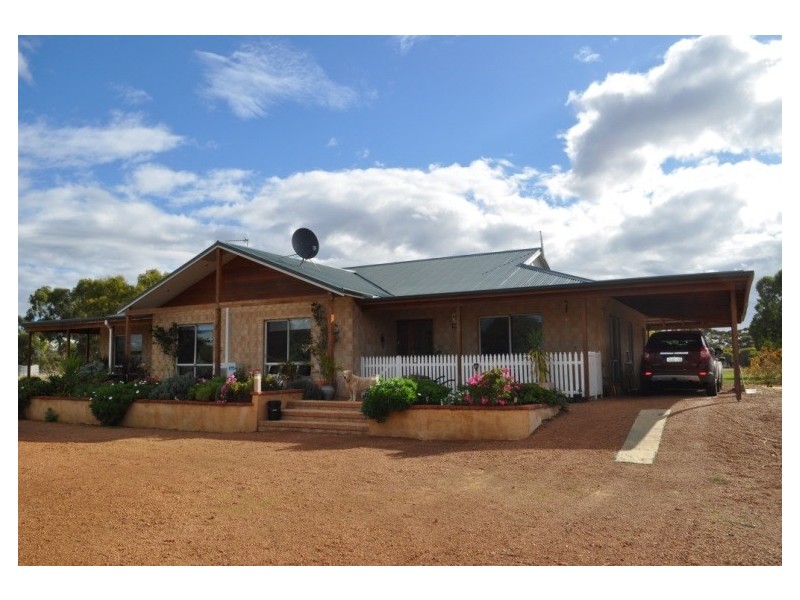 2 Lord Street, Popanyinning WA 6309