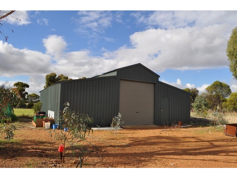 2 Lord Street, Popanyinning WA 6309