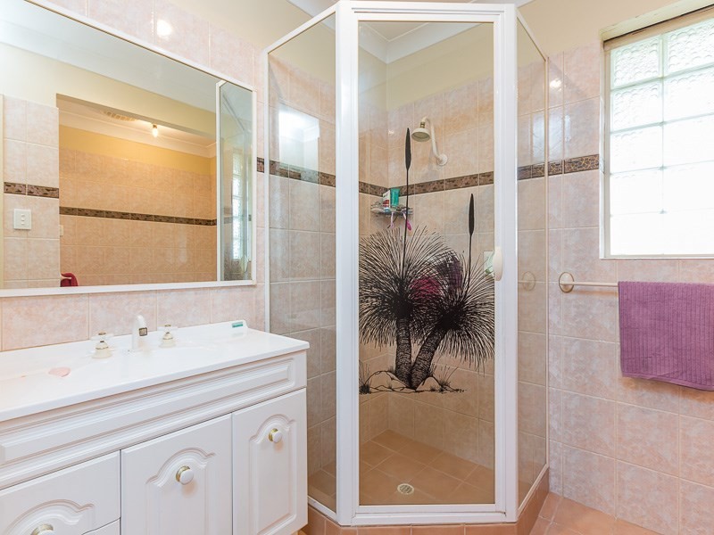 1 Apley Street, Maddington WA 6109