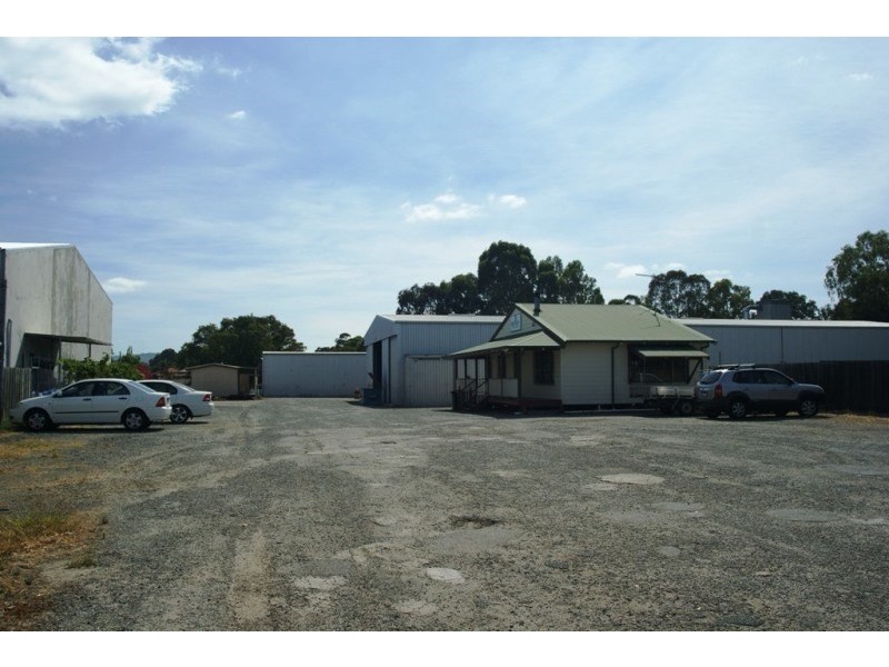1752 ALBANY Highway, Kenwick WA 6107