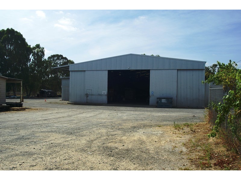 1752 ALBANY Highway, Kenwick WA 6107