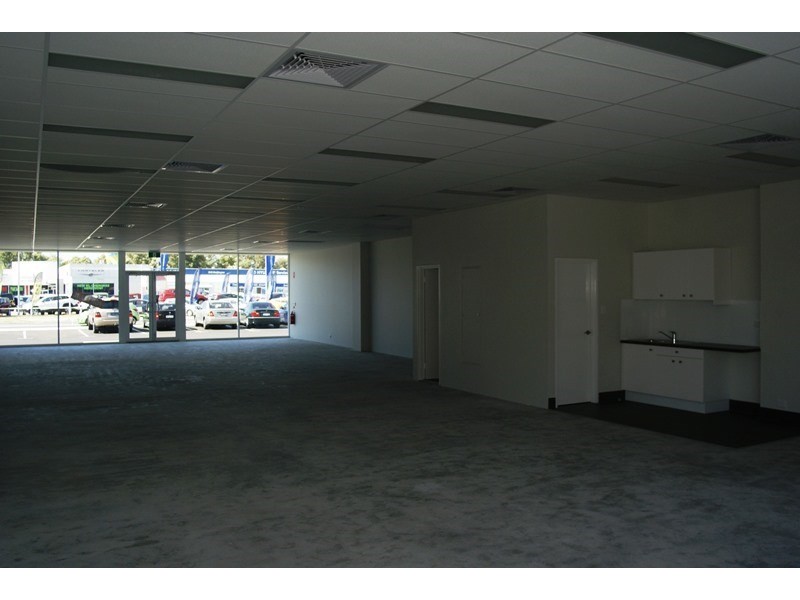 2/1909 ALBANY Highway, Maddington WA 6109