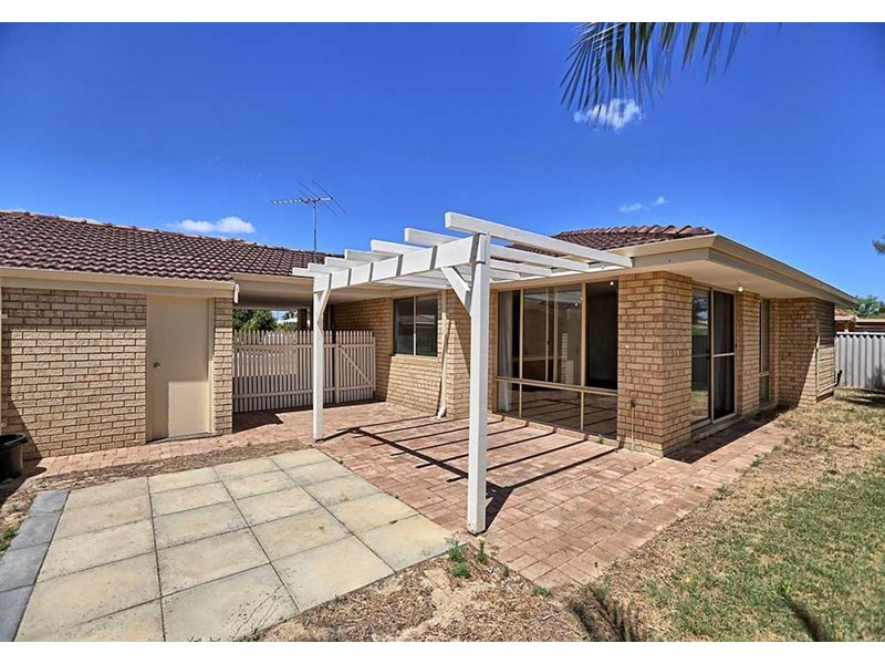 1/8 Kelly Place, Beckenham WA 6107