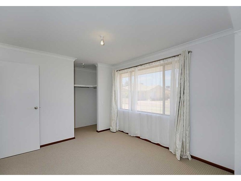 1/8 Kelly Place, Beckenham WA 6107