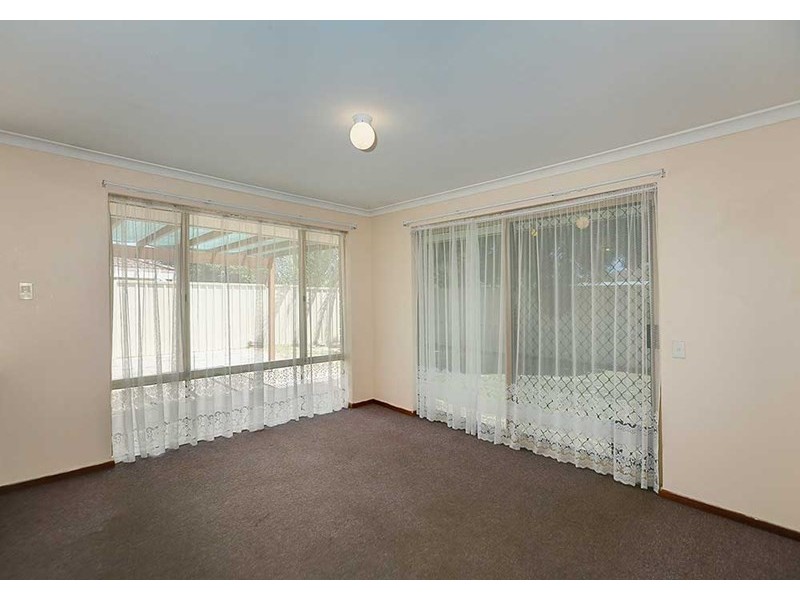 2/8 Kelly Place, Beckenham WA 6107