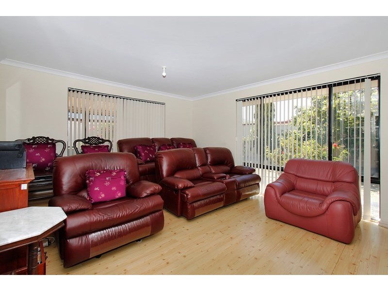 9 Thurloe Way, Canning Vale WA 6155