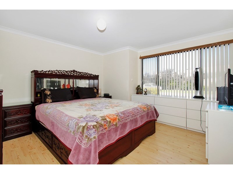 9 Thurloe Way, Canning Vale WA 6155