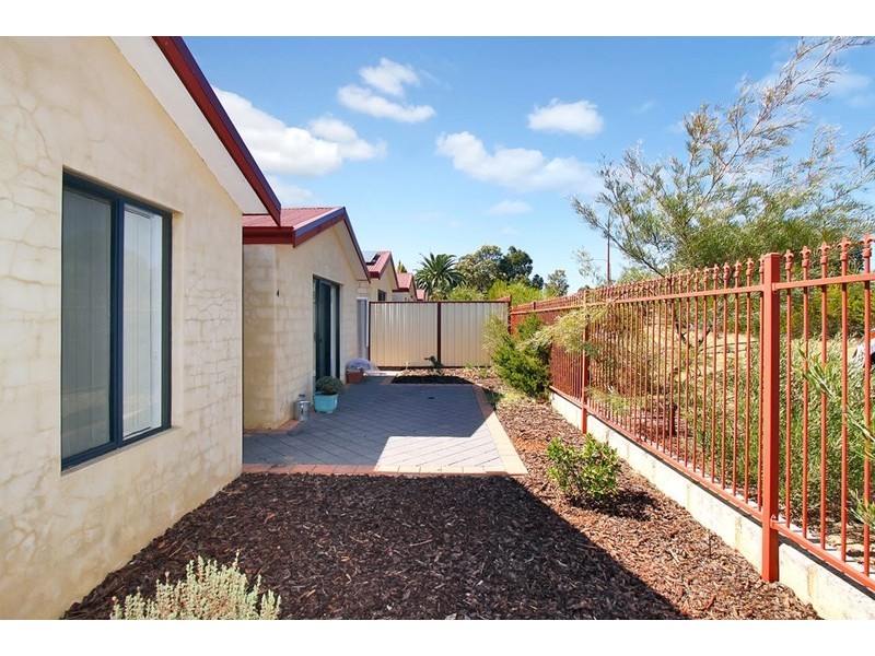 4/2368 Albany Highway, Gosnells WA 6110