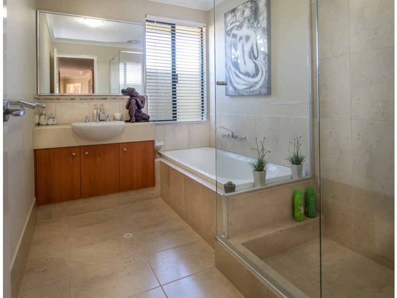 5 Donegal Court, Seville Grove WA 6112