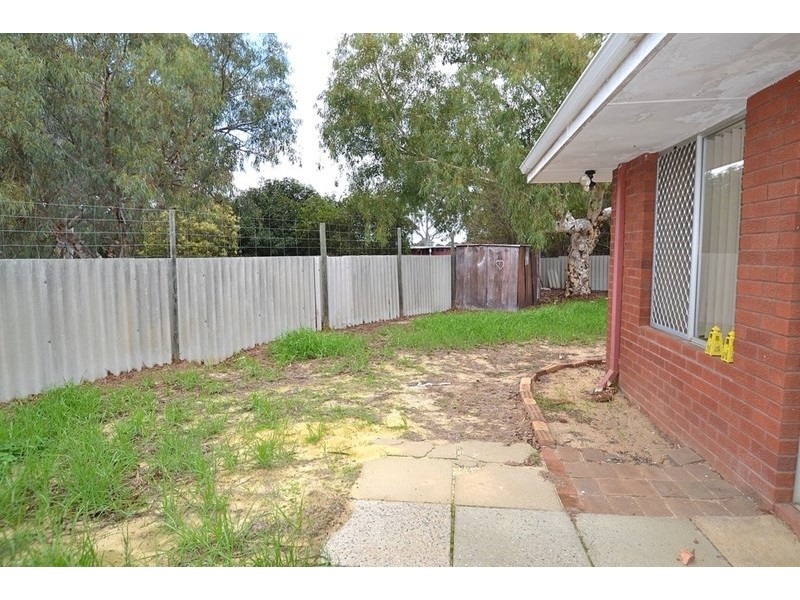 23 Redross Court, Armadale WA 6112