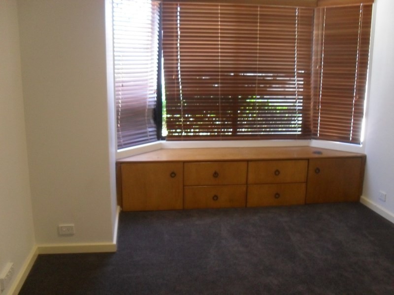 19 Needlewood Rise, Kenwick WA 6107