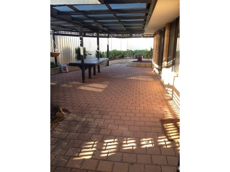 19 Needlewood Rise, Kenwick WA 6107