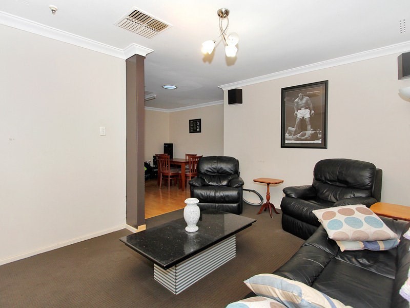 20 Sidcup Way, Kelmscott WA 6111