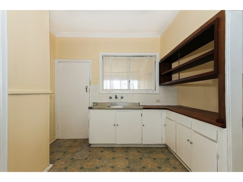 60 Alcock Street, Maddington WA 6109