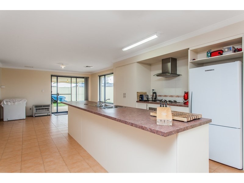 17 Bristle Avenue, Southern River WA 6110