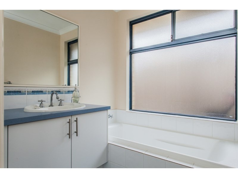 17 Bristle Avenue, Southern River WA 6110