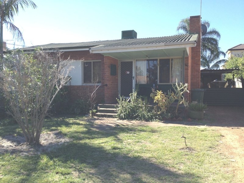 57 Kennerly Street, Cloverdale WA 6105