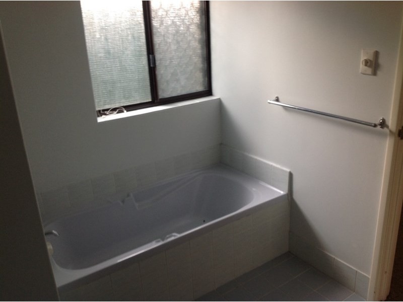 7 Mulline Court, Maddington WA 6109