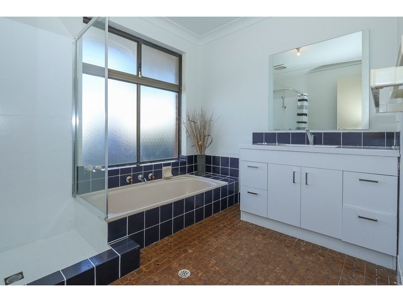 29 Oakover Way, Gosnells WA 6110