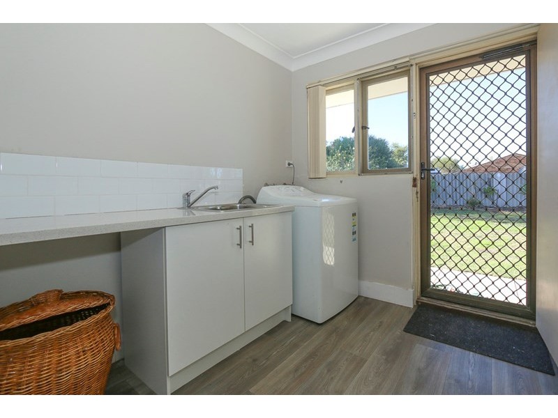 29 Oakover Way, Gosnells WA 6110