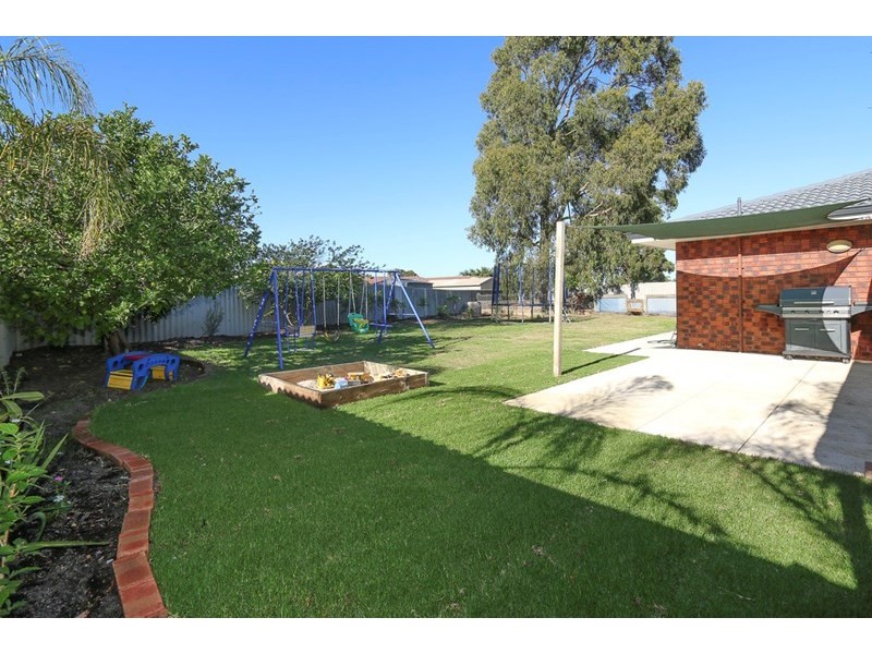 29 Oakover Way, Gosnells WA 6110