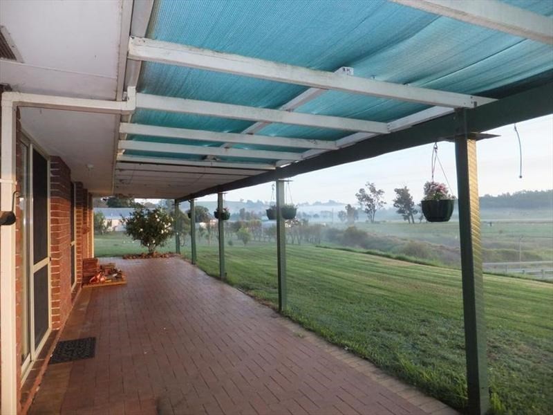 15 Hackett Road, Brookhampton WA 6239