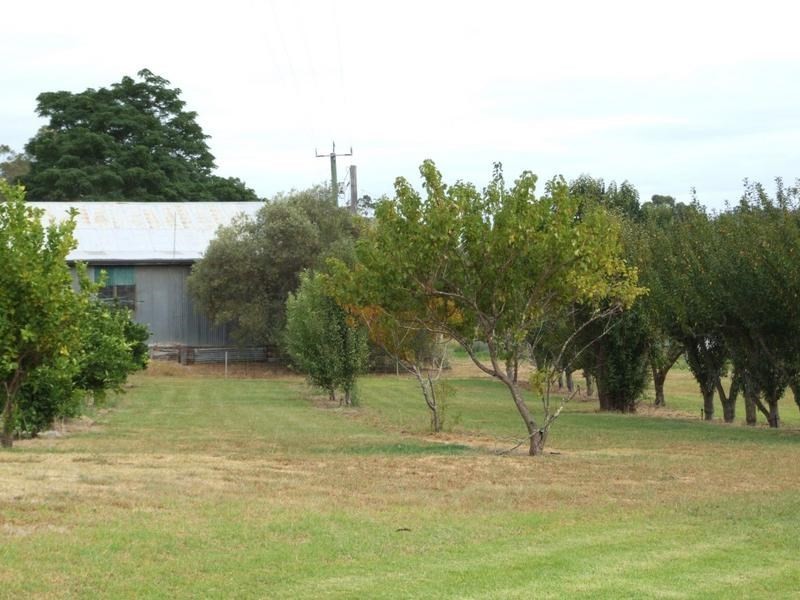 15 Hackett Road, Brookhampton WA 6239