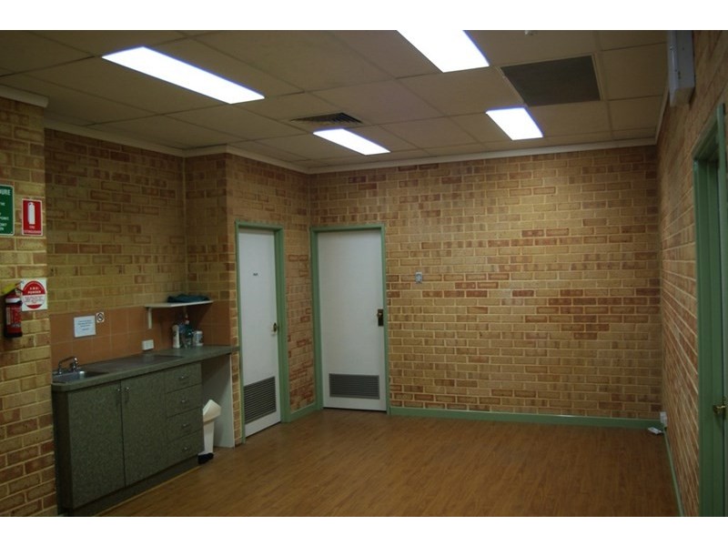 56 EVA Street, Maddington WA 6109