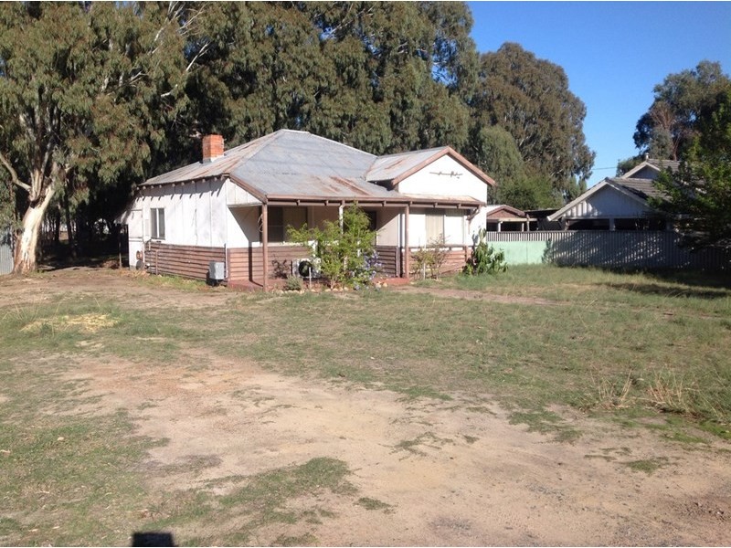 15 Stafford Road, Kenwick WA 6107