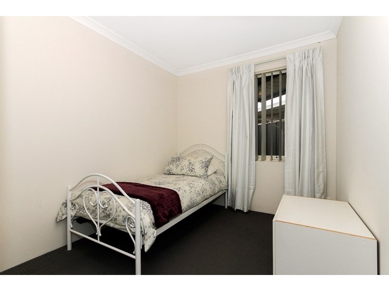 89 Kawana Avenue, Maddington WA 6109